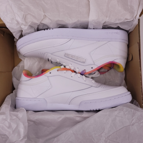 Reebok CLUB C PRIDE Women's Rainbow Sneakers 10.5 - Picture 3 of 7